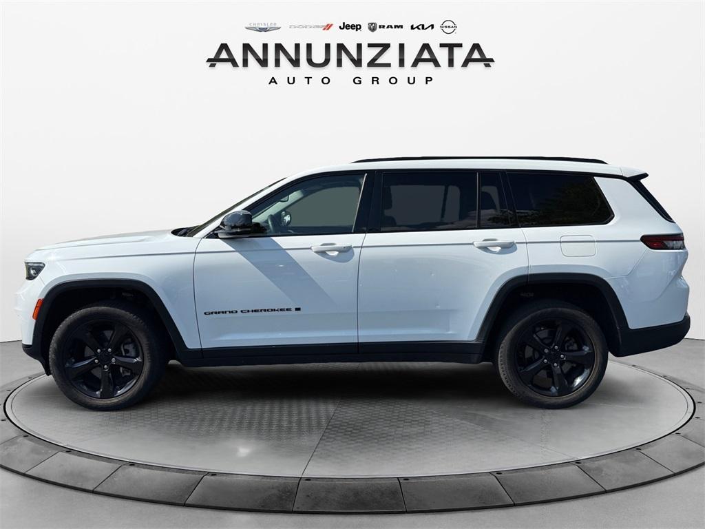 used 2022 Jeep Grand Cherokee L car, priced at $33,999