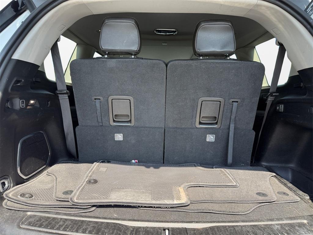 used 2022 Jeep Grand Cherokee L car, priced at $33,999