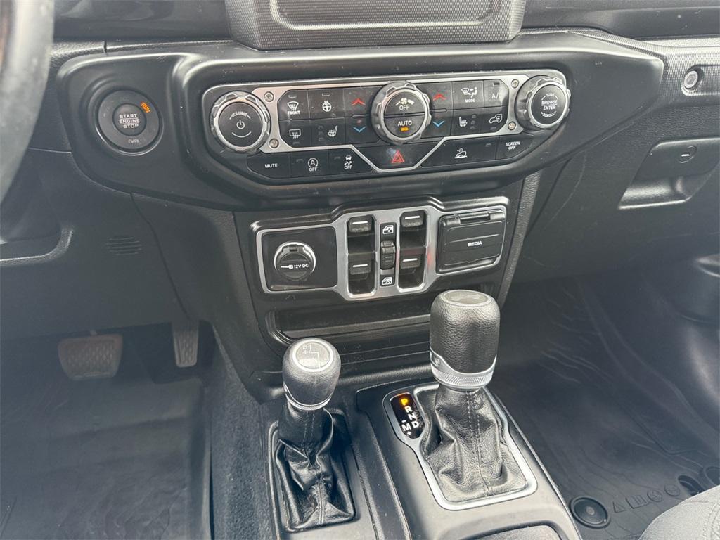 used 2022 Jeep Wrangler Unlimited car, priced at $34,999