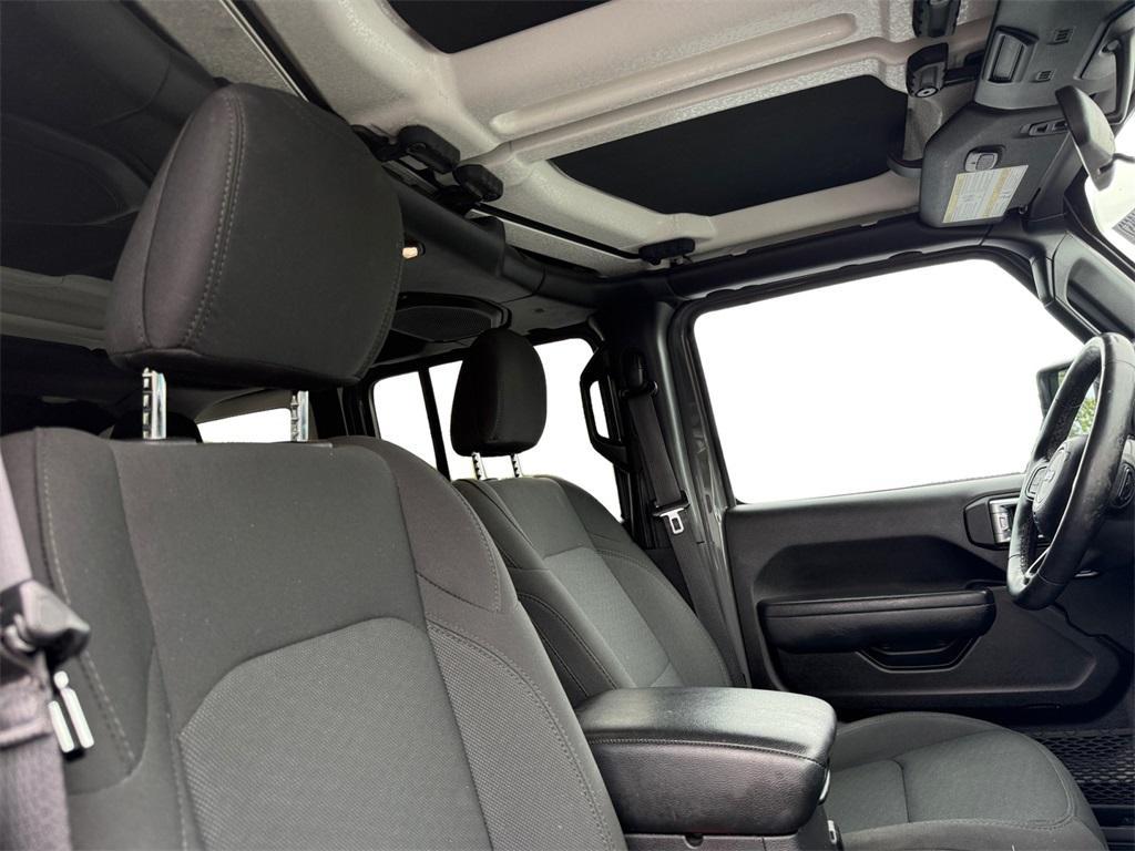 used 2022 Jeep Wrangler Unlimited car, priced at $34,999