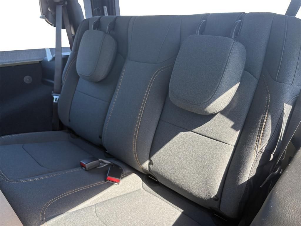 new 2025 Jeep Wrangler car, priced at $33,103