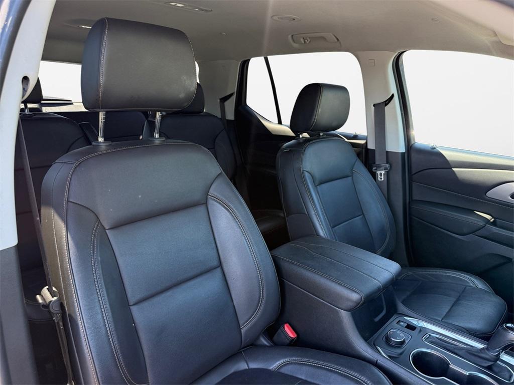 used 2020 Chevrolet Traverse car, priced at $20,899