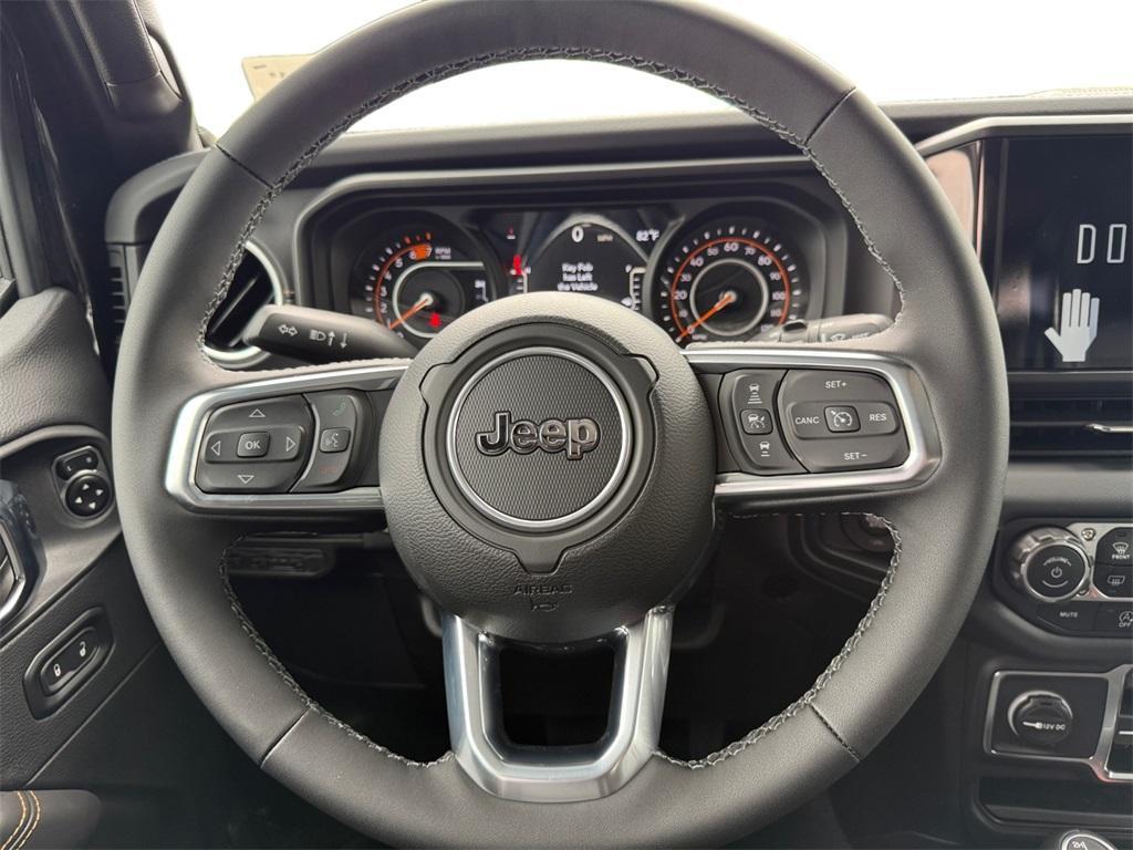 new 2025 Jeep Wrangler car, priced at $60,410