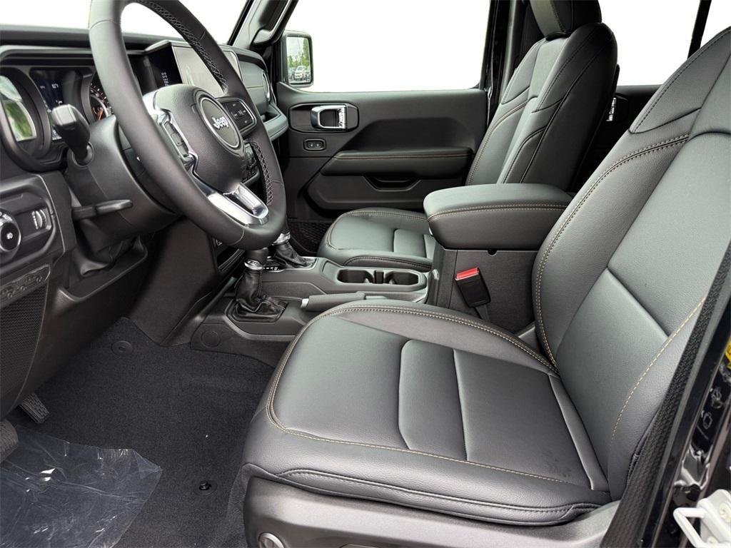 new 2025 Jeep Wrangler car, priced at $60,410