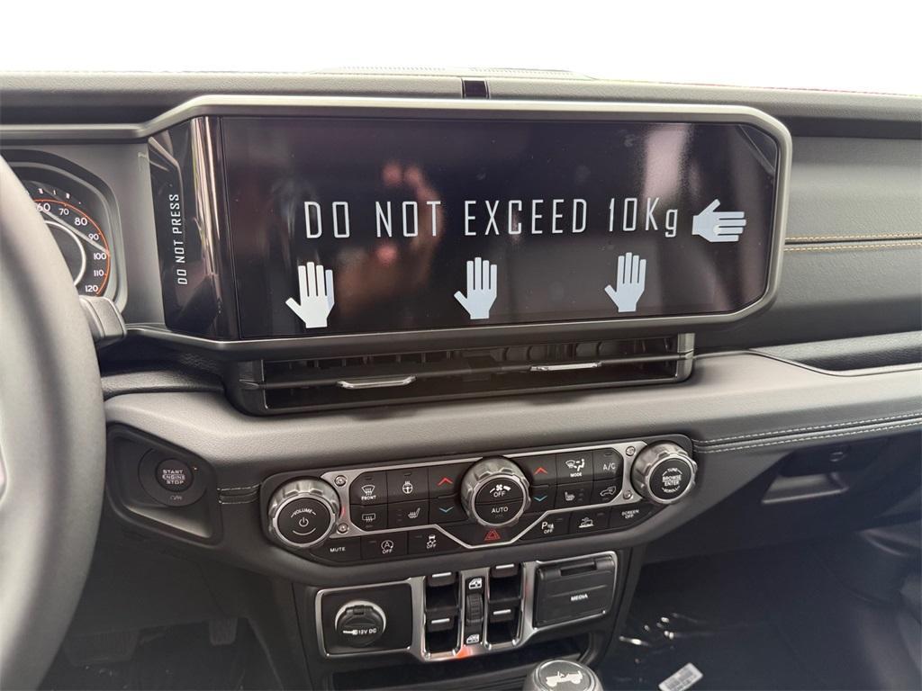 new 2025 Jeep Wrangler car, priced at $60,410