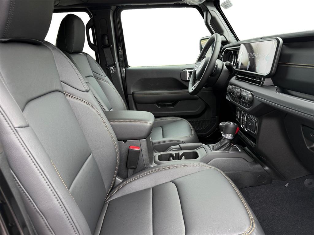new 2025 Jeep Wrangler car, priced at $60,410