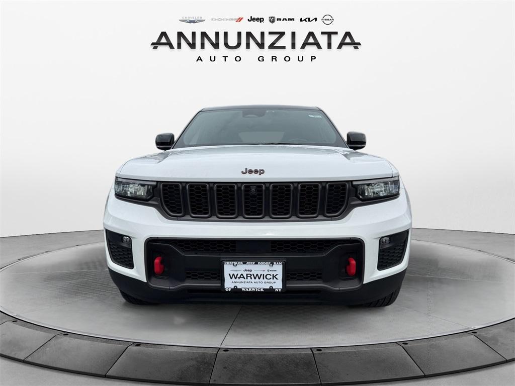 used 2022 Jeep Grand Cherokee car, priced at $34,799
