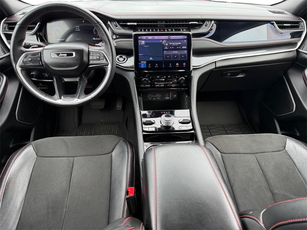 used 2022 Jeep Grand Cherokee car, priced at $34,799