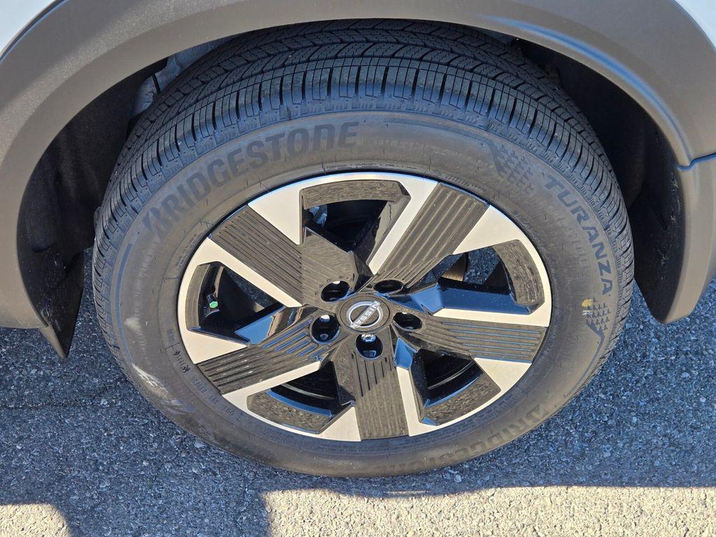 new 2026 Nissan Kicks car, priced at $26,333