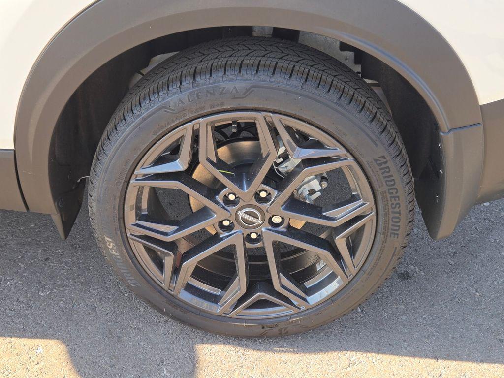 new 2025 Nissan Kicks car, priced at $25,066