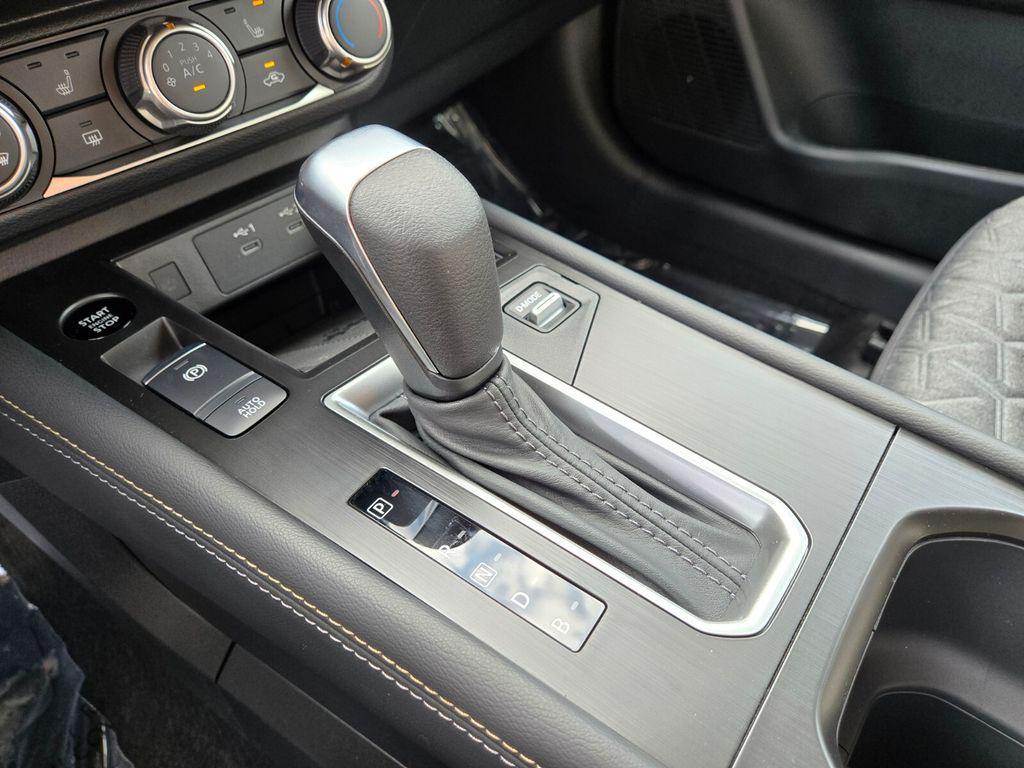 new 2025 Nissan Kicks car, priced at $24,885