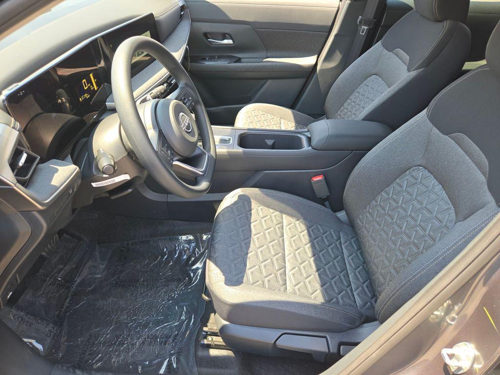 new 2025 Nissan Kicks car, priced at $22,243