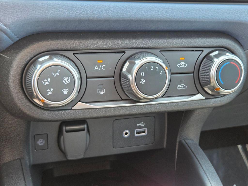 new 2025 Nissan Versa car, priced at $21,264