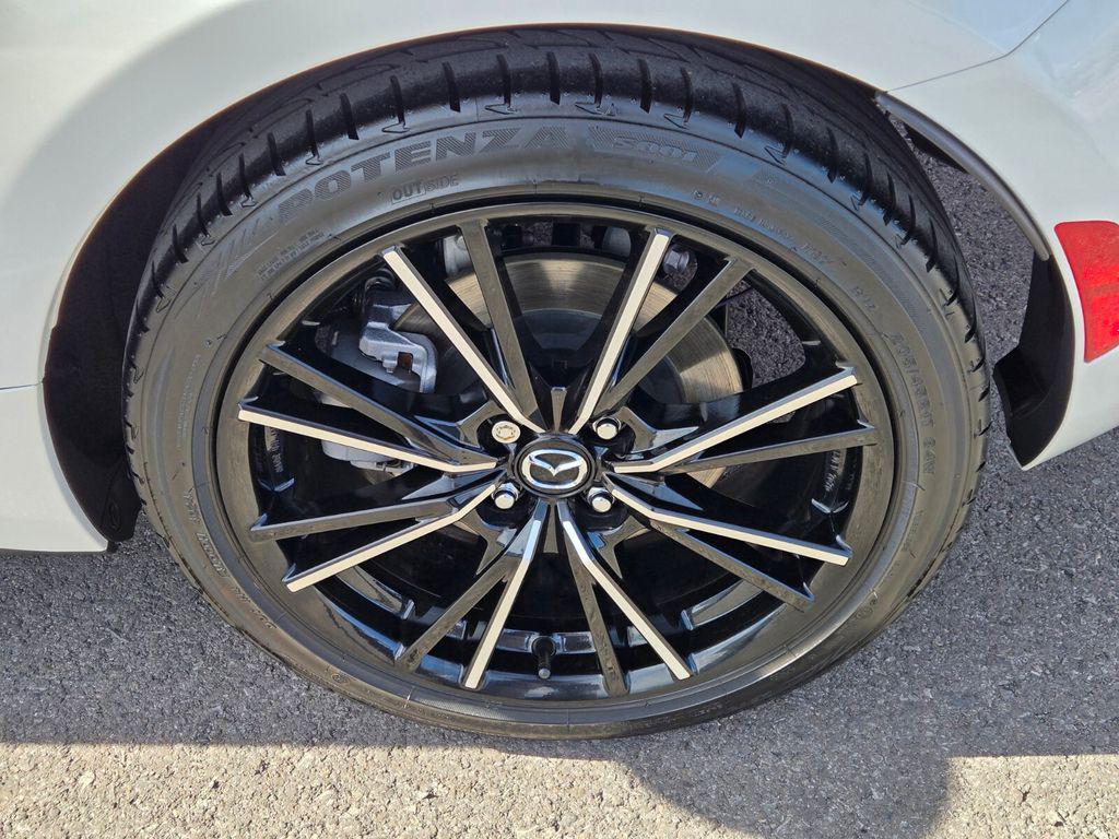 used 2025 Mazda MX-5 Miata RF car, priced at $35,497