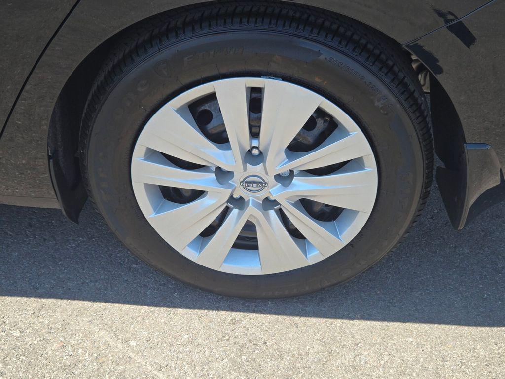 new 2025 Nissan Sentra car, priced at $21,702