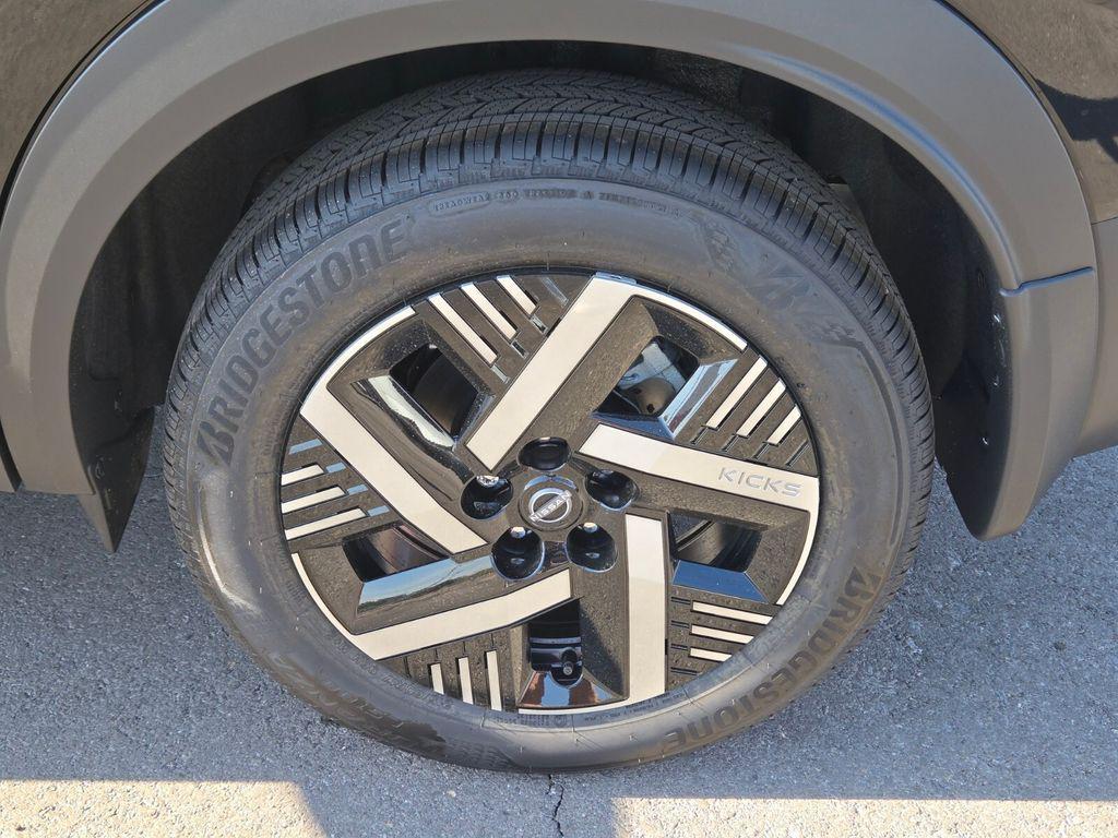 new 2025 Nissan Kicks car, priced at $22,698
