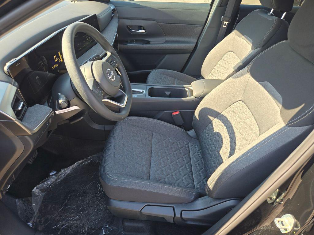 new 2025 Nissan Kicks car, priced at $22,698