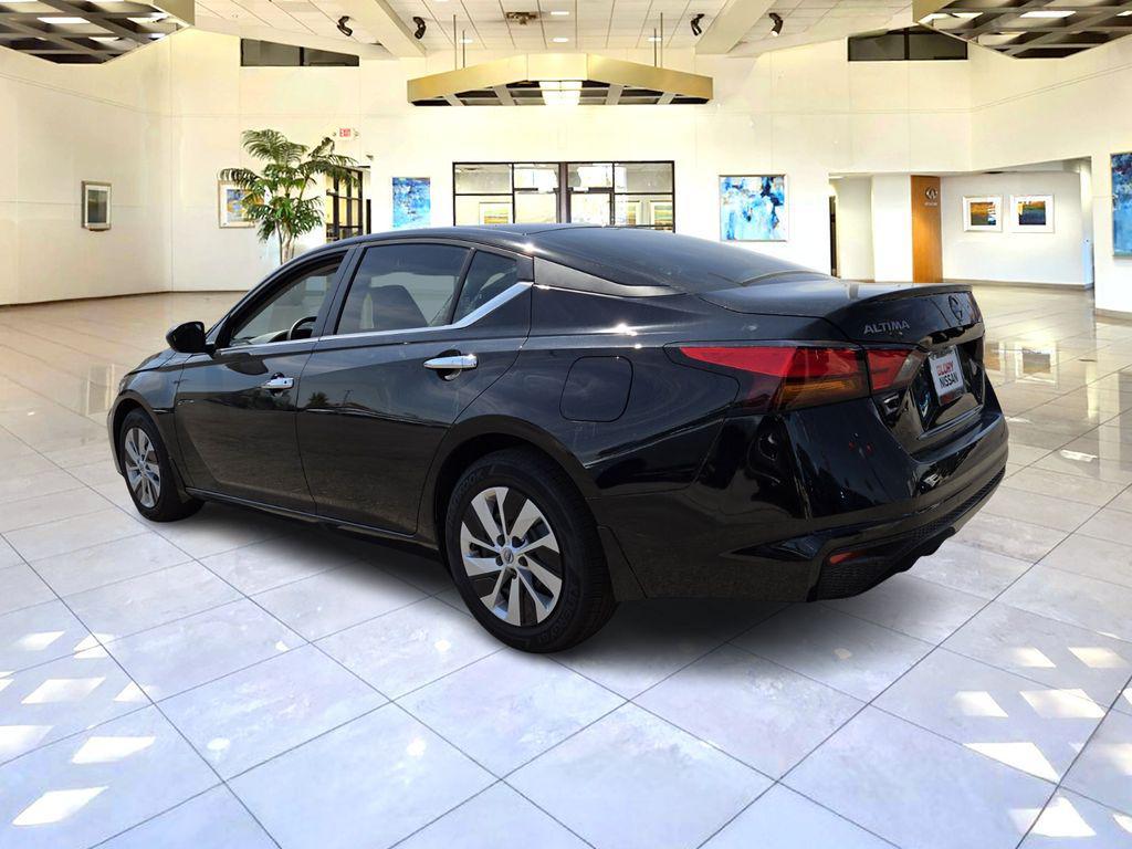 new 2025 Nissan Altima car, priced at $25,300