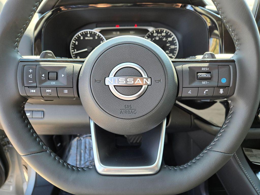 new 2025 Nissan Pathfinder car, priced at $40,109
