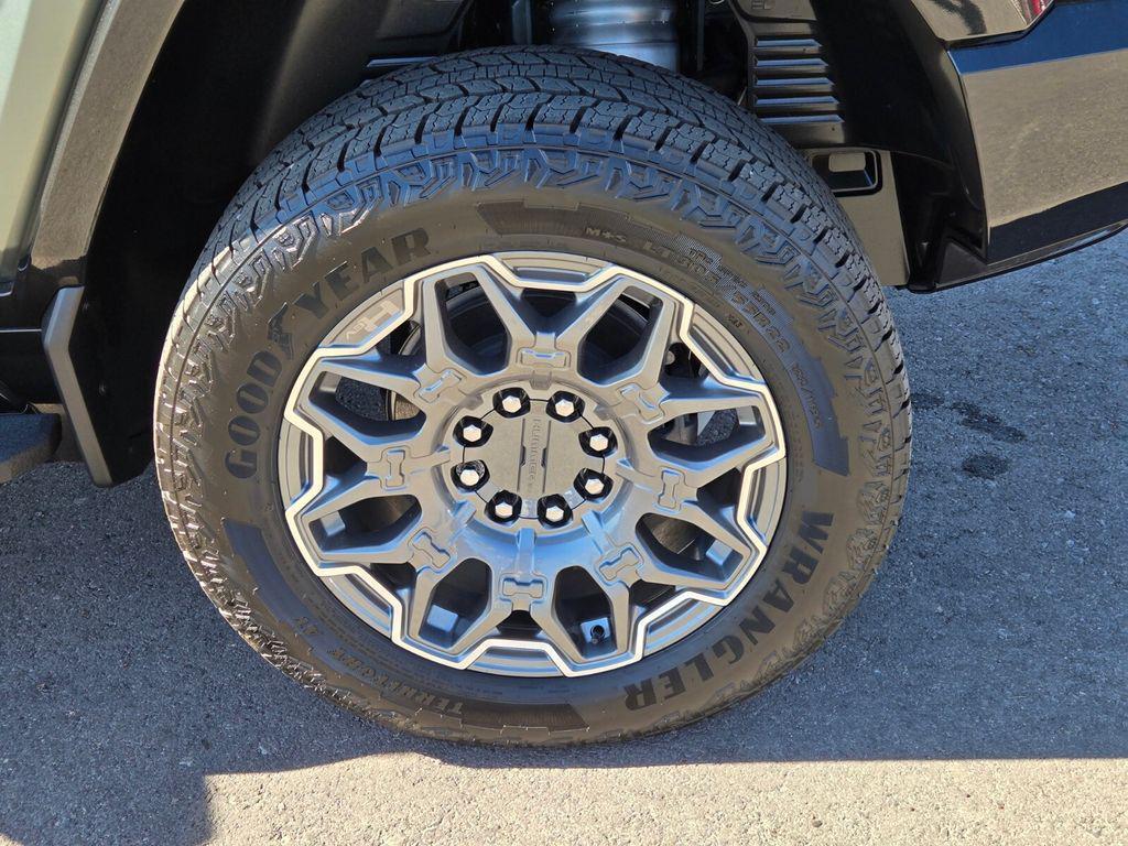 used 2024 GMC HUMMER EV SUV car, priced at $79,000