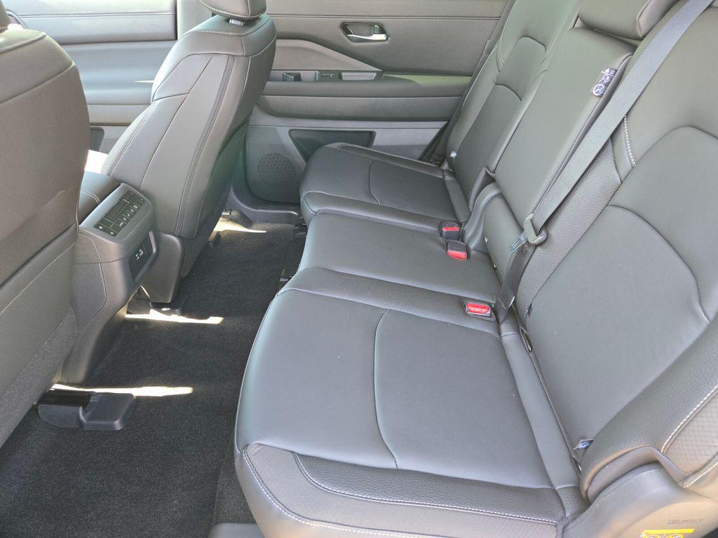 new 2025 Nissan Pathfinder car, priced at $42,403