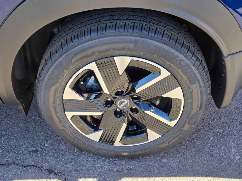 new 2026 Nissan Kicks car, priced at $26,333