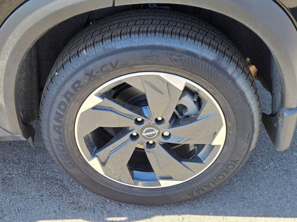 new 2025 Nissan Rogue car, priced at $29,926