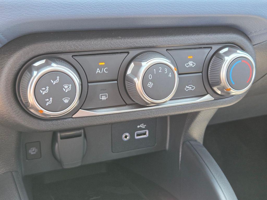 new 2025 Nissan Versa car, priced at $21,664