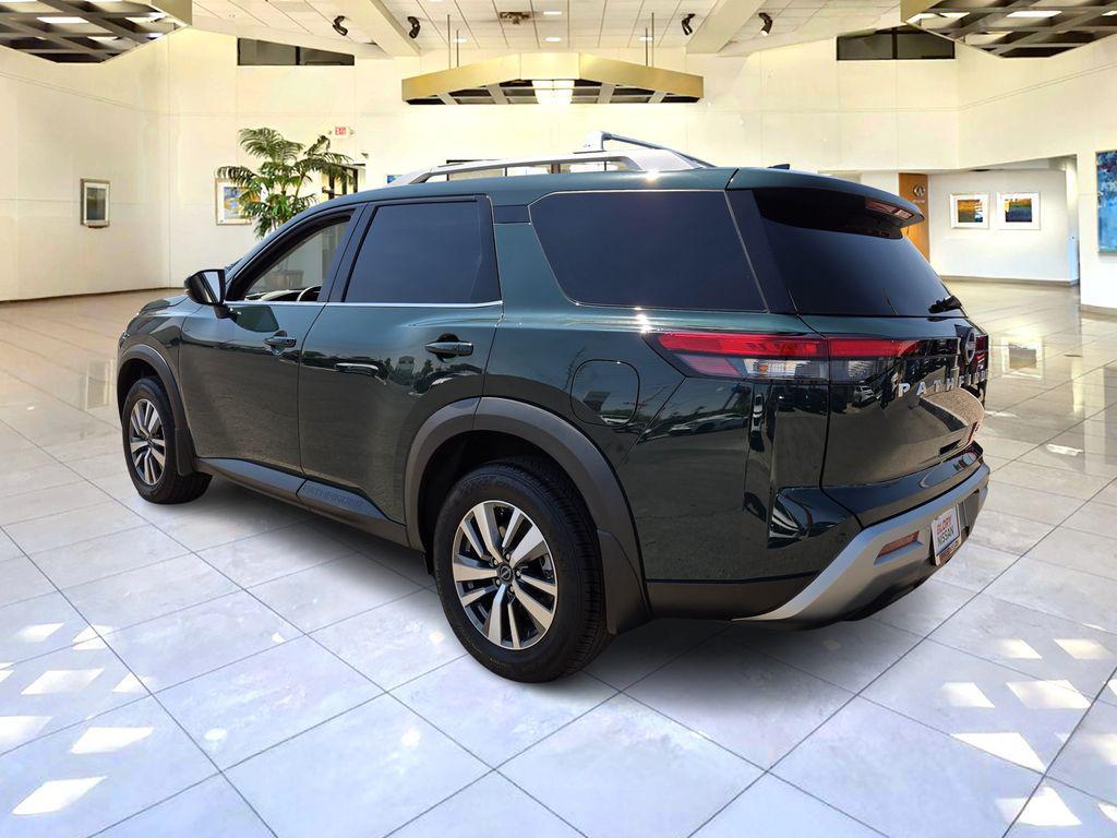 new 2025 Nissan Pathfinder car, priced at $40,130