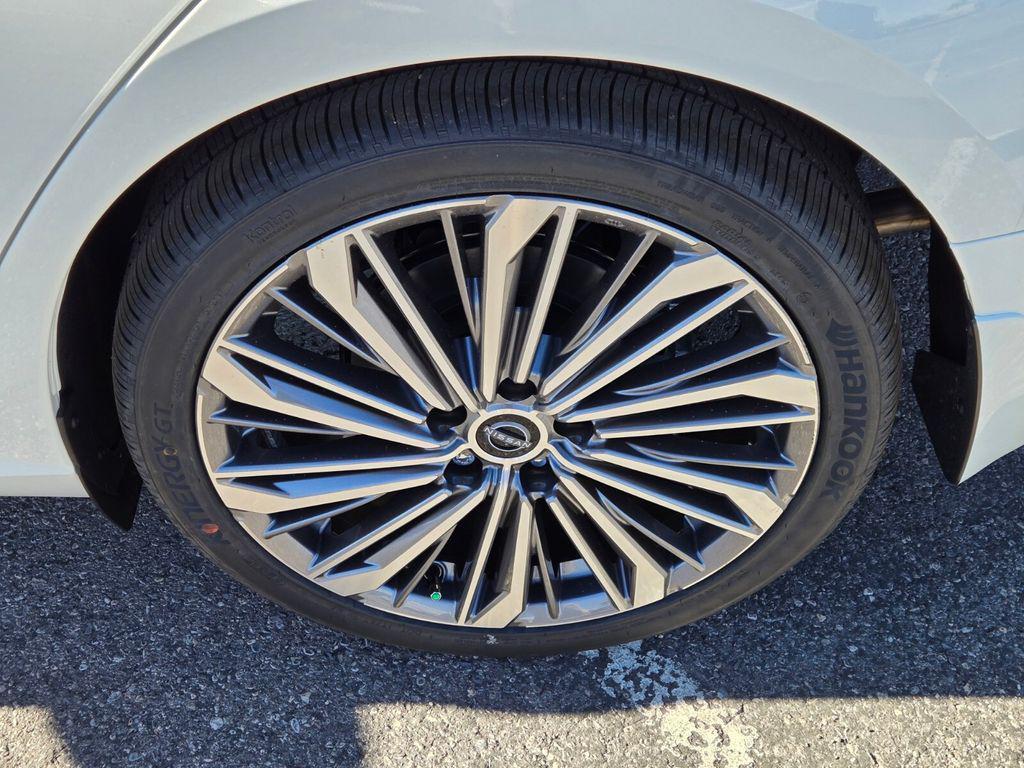 new 2025 Nissan Altima car, priced at $32,397