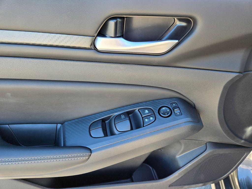 new 2025 Nissan Altima car, priced at $26,981