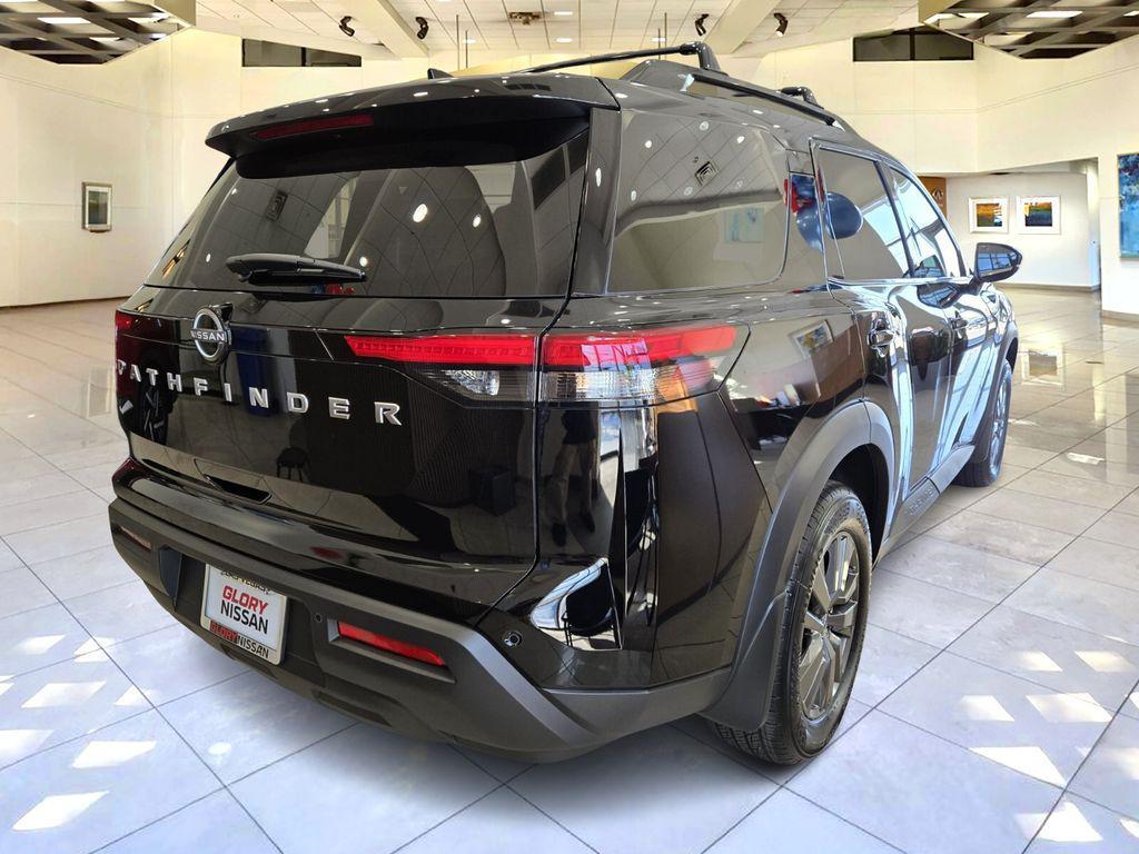 new 2025 Nissan Pathfinder car, priced at $33,605