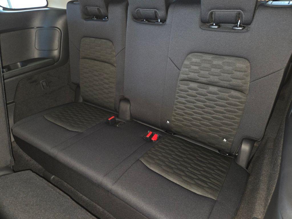 new 2025 Nissan Pathfinder car, priced at $33,605