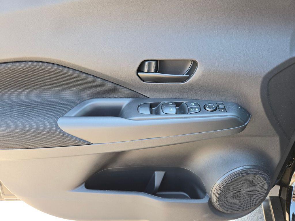 new 2025 Nissan Kicks car, priced at $20,948