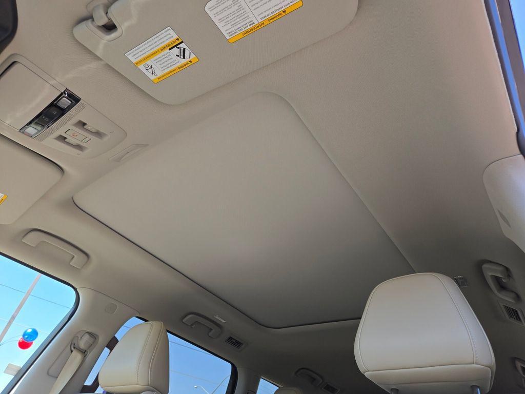 new 2025 Nissan Armada car, priced at $71,406