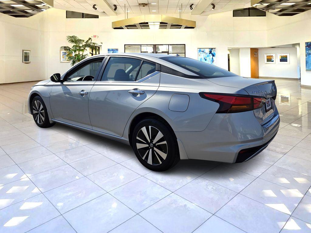 used 2022 Nissan Altima car, priced at $19,000