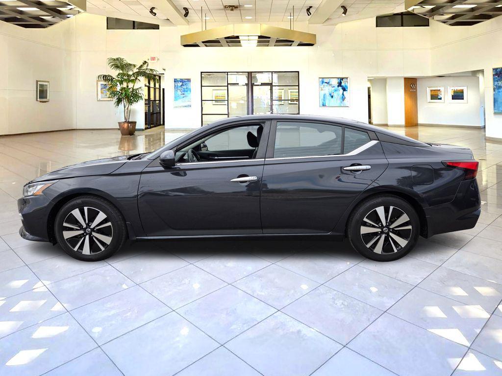 used 2022 Nissan Altima car, priced at $20,000