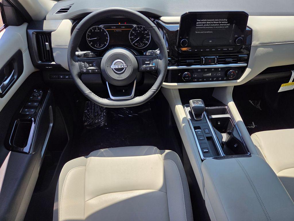 new 2025 Nissan Pathfinder car, priced at $40,130