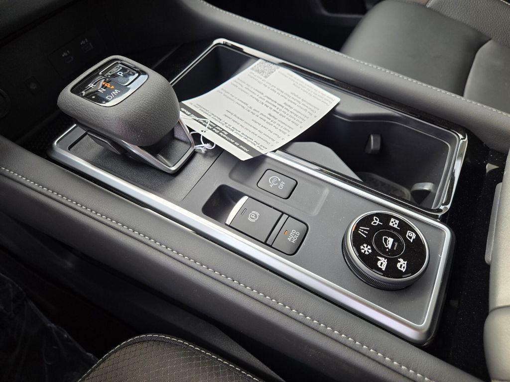 new 2025 Nissan Pathfinder car, priced at $41,922