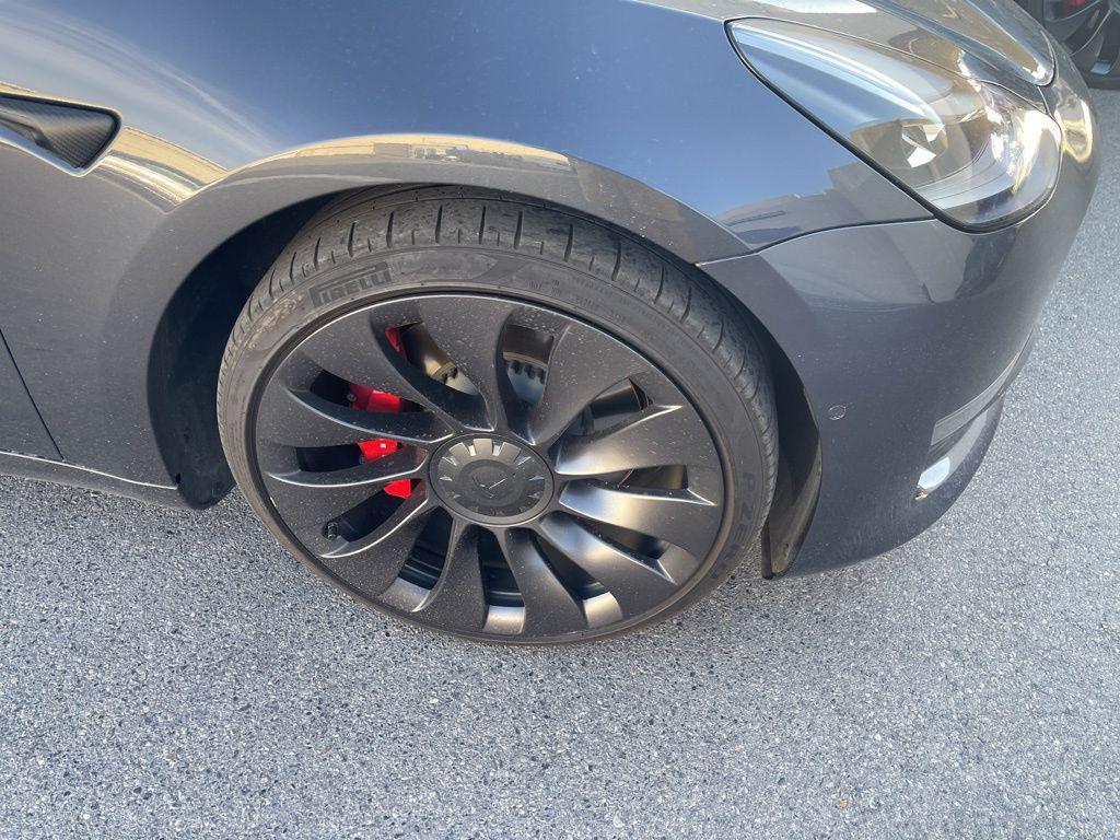 used 2021 Tesla Model 3 car, priced at $27,000