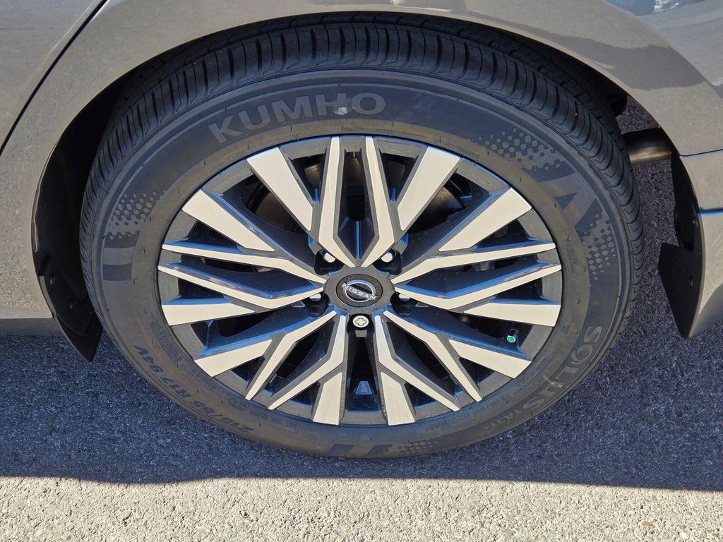 new 2025 Nissan Altima car, priced at $28,538