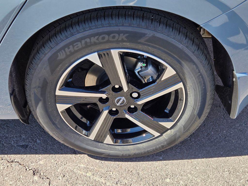 new 2025 Nissan Sentra car, priced at $22,287