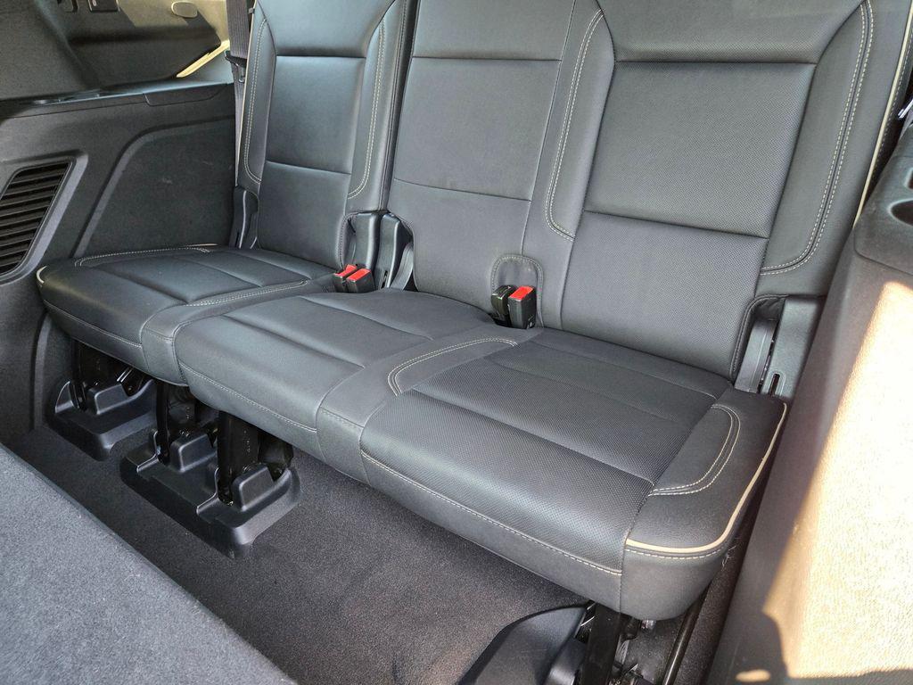 used 2023 GMC Yukon car, priced at $48,000