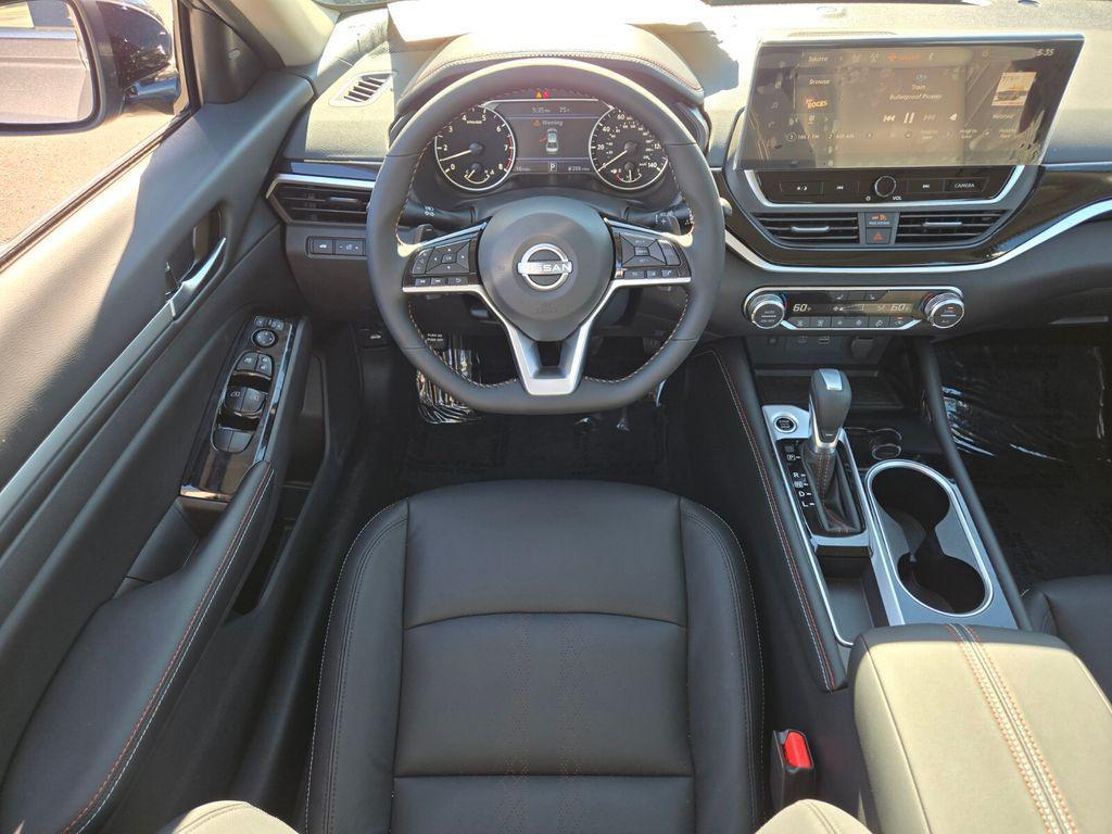 new 2025 Nissan Altima car, priced at $30,175