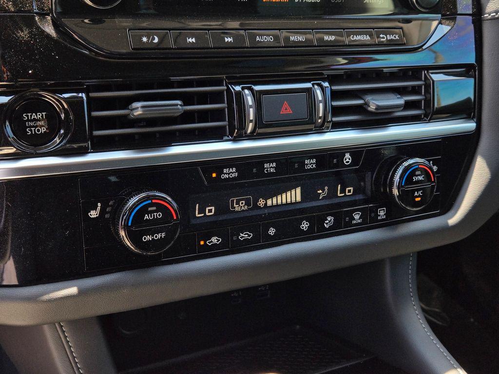 new 2025 Nissan Pathfinder car, priced at $40,513
