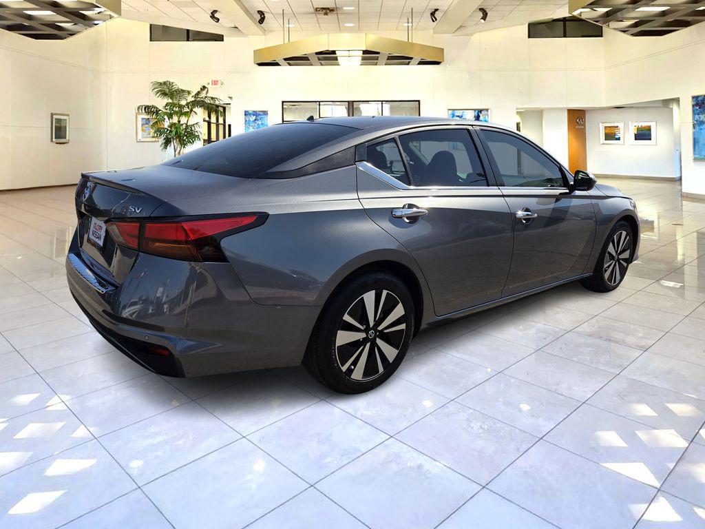 used 2022 Nissan Altima car, priced at $18,500