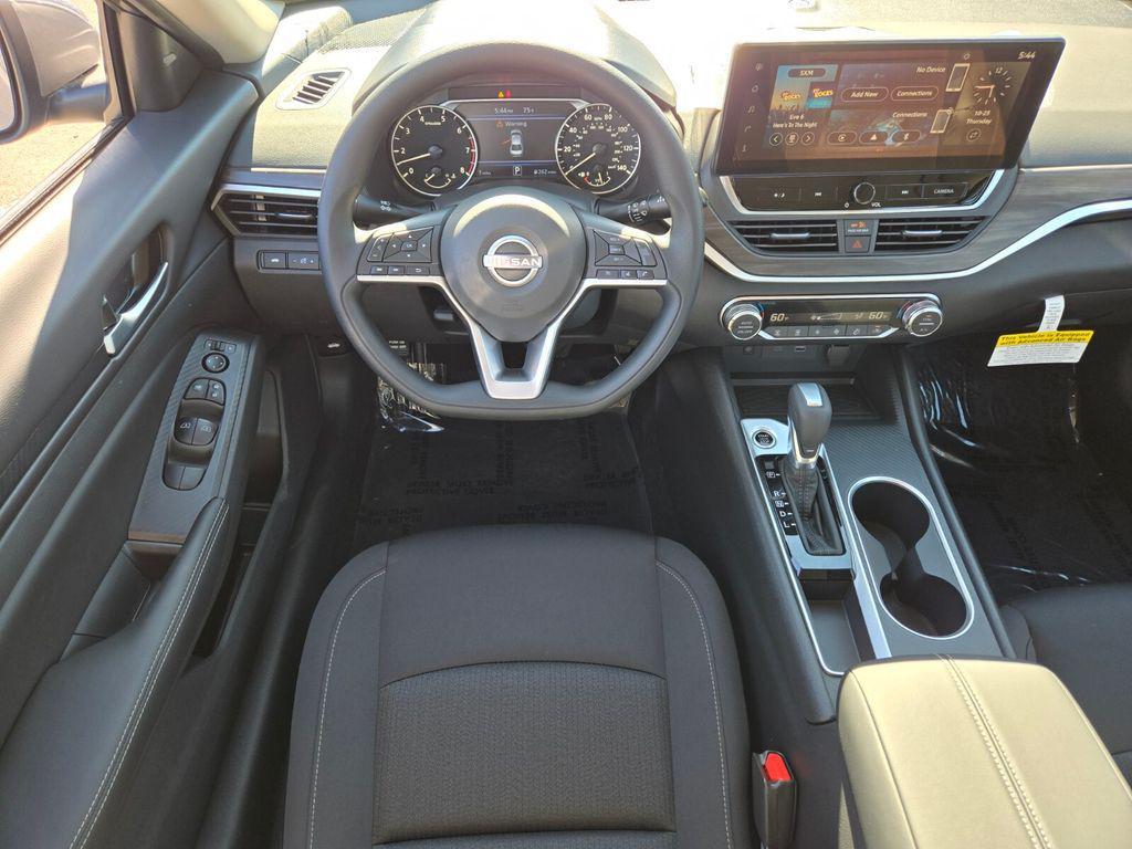 new 2025 Nissan Altima car, priced at $26,981