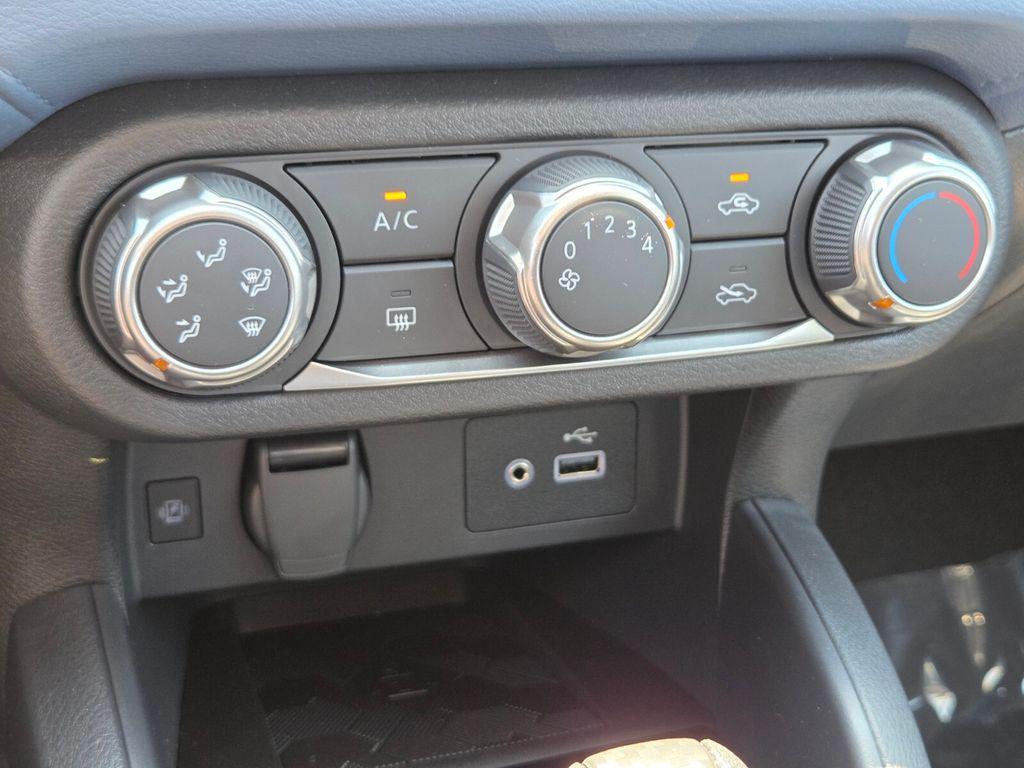 new 2025 Nissan Versa car, priced at $21,264