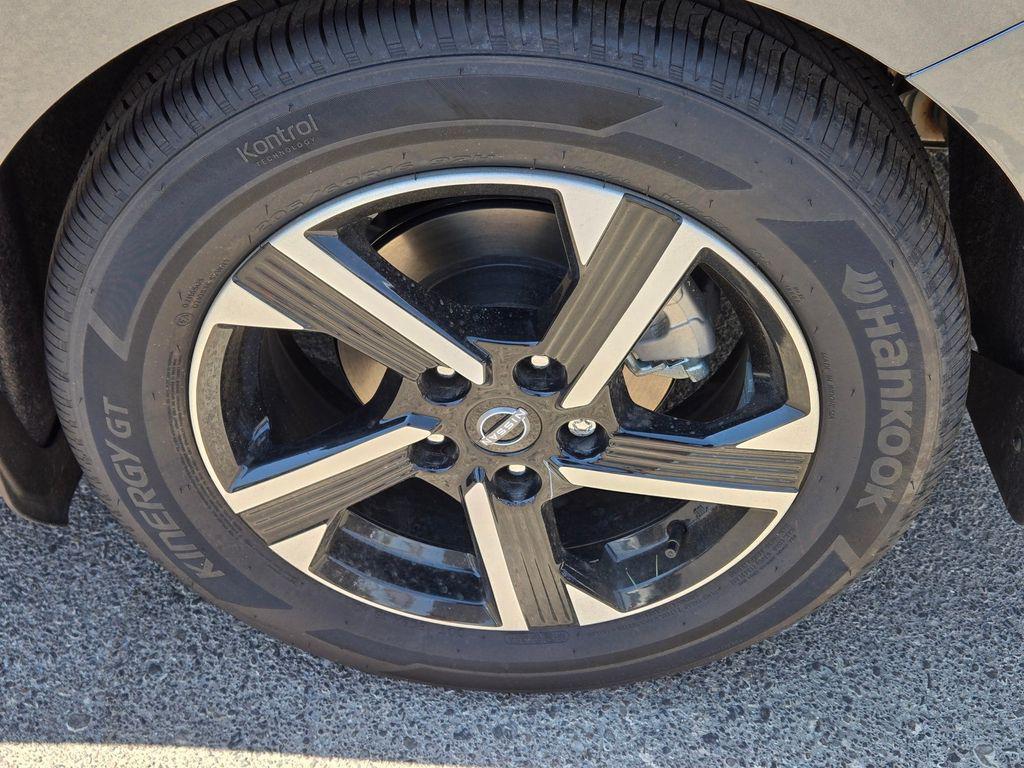 new 2025 Nissan Sentra car, priced at $22,132