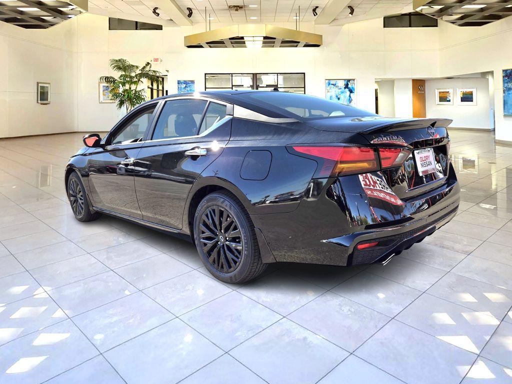 new 2025 Nissan Altima car, priced at $26,932